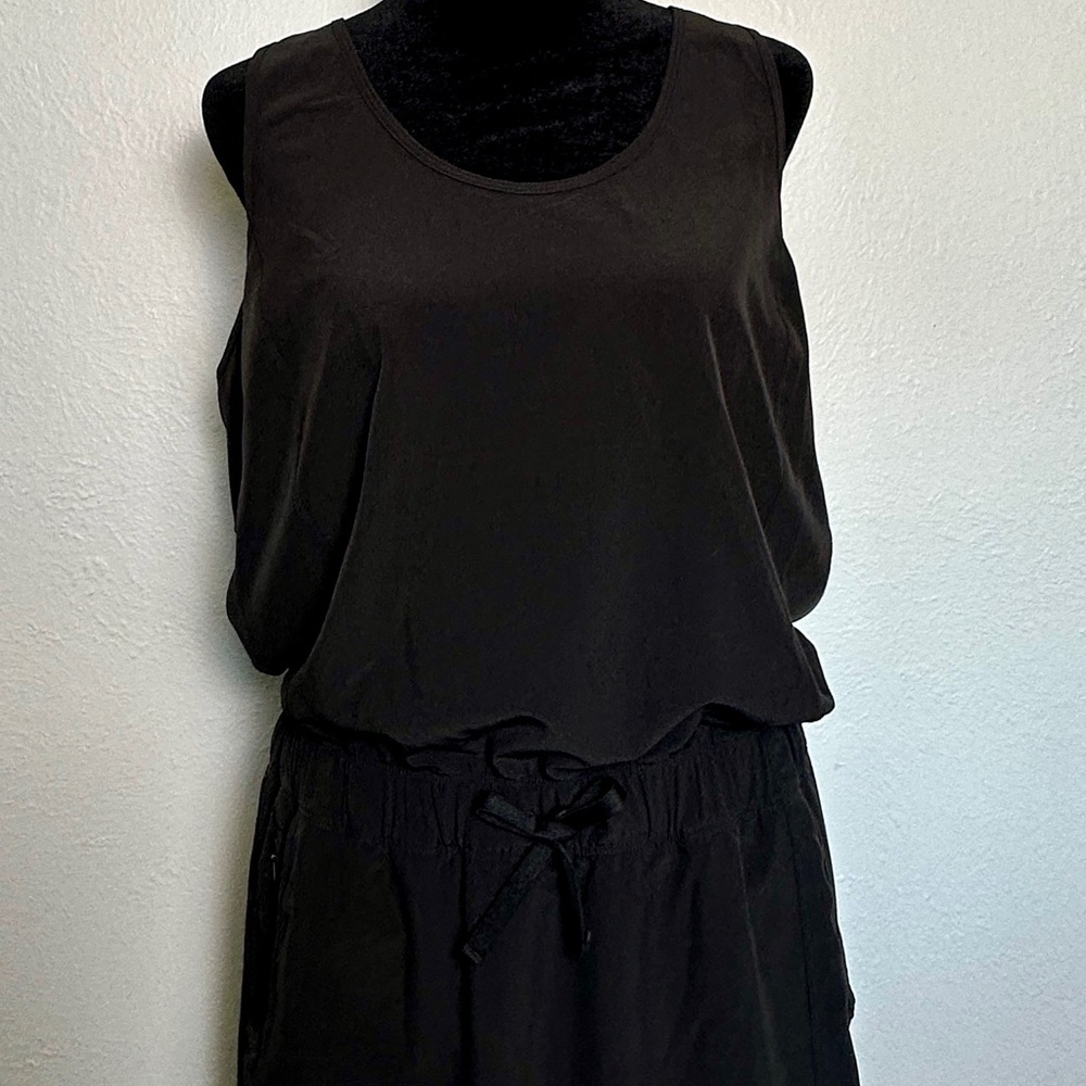 Patagonia Elegant Black Sleeveless Mini Dress